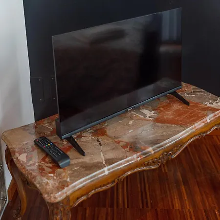 Contemporary Loft-style Flat In San Salvario *