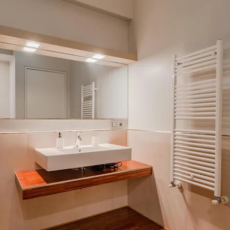 Daire Contemporary Loft-style Flat In San Salvario *