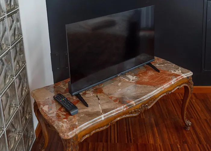 Contemporary Loft-style Flat In San Salvario *