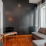 Contemporary Loft-style Flat In San Salvario 아파트 *